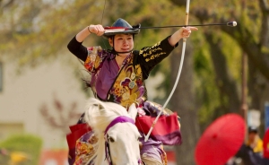 Dwie strony obiektywu - KOBIETY JAKO BOHATERKI I REŻYSERKI WŁASNYCH HISTORII