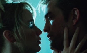 Jennifer Lawrence i Robert Pattinson w najbardziej elektryzującym duecie roku. „Zgiń, kochanie” 